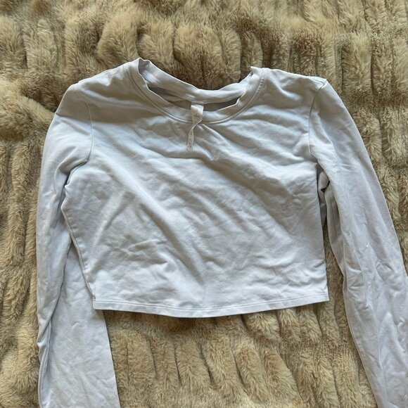 Alo Alosoft Crop Finesse Long Sleeve in White - Picture 4 of 5